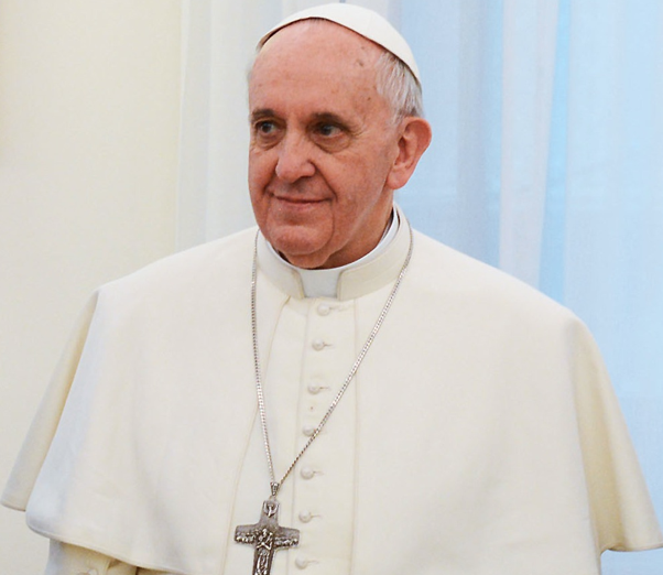 Nieuwe paus Franciscus beïnvloedt en bekeert Italiaanse mode