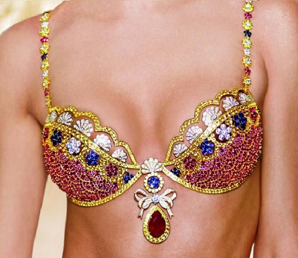 Victoria’s Secret model Candice Swanepoel is 10 miljoen dollar waard