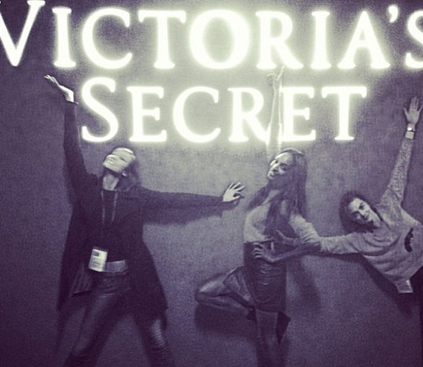 Victoria’s Secrets repetitie door de ogen van Cara Delevingne
