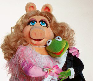 Miss Piggy en Kermit de Kikker uit elkaar