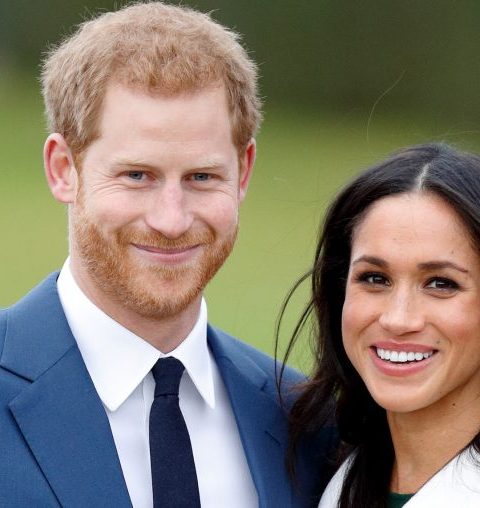 Must see: de adembenemende officiële verlovingsfoto’s van Prins Harry en Meghan Markle!