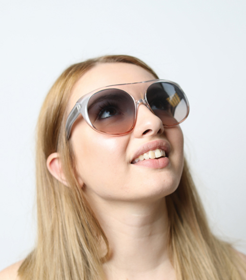 Shopping: ELLE stagiaires testen de mooiste zonnebrillen