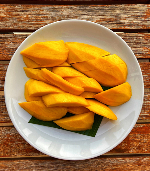 Deze salades met mango zijn zowel lekker als supergezond