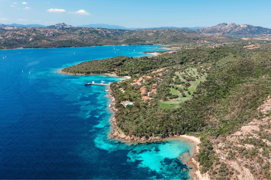 Hotels & Resorts Delphina