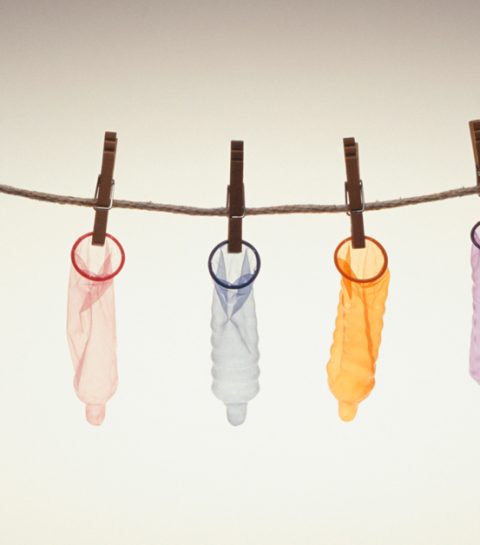 Tinder vous encourage à mettre un préservatif