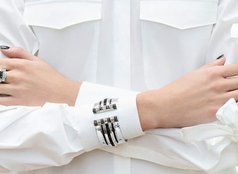 Karl Lagerfeld lance une collection accessible de bijoux Art Déco