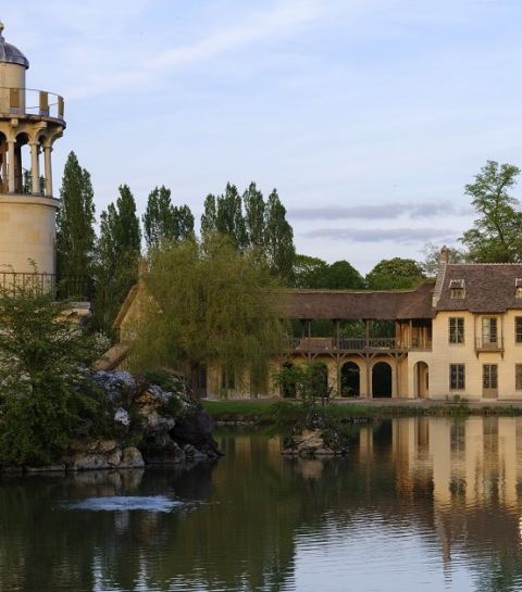 Unique : visitez le Hameau de la Reine
