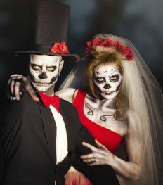 10 idées de costumes de couple pour Halloween 
