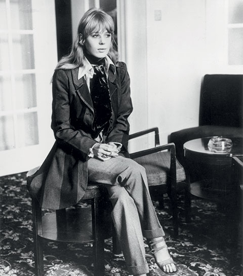 Portrait : qui est Marianne Faithfull, icône des sixties ?