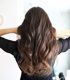 5 techniques pour boucler ses cheveux sans chaleur