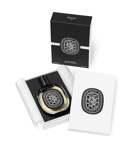 La nouvelle fragrance Orpheon de Diptyque est vendue dans un très élégant coffret en noir et blanc.