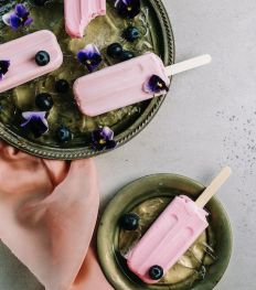 Popsicles : 7 recettes rafraîchissantes et colorées à tester cet été