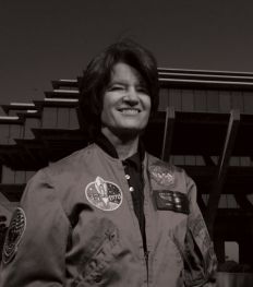 Portrait : Qui est Sally Ride, la première femme américaine envoyée dans l’espace ?