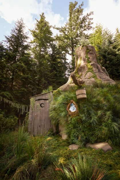 03-Shrek-Airbnb-Outhouse-Credit-Alix-McIntosh