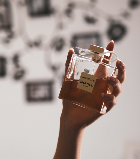 Fête des mères : 15 parfums à lui offrir selon sa personnalité