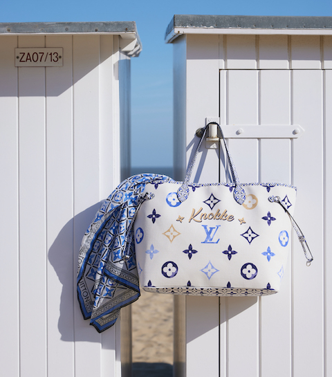 Louis Vuitton célèbre l’arrivée de l’été en dévoilant son nouveau sac Knokke 2023