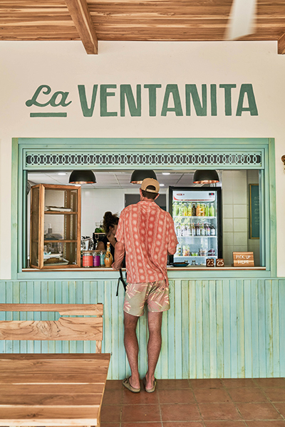 Photo du comptoir de La Ventanita au Costa Rica.