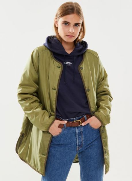 Des mouvements facilités avec un manteau long ample