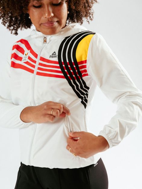 2023-12-06—Photoshoot-clothes-Team-Belgium,-Olympics-2024—Women—Rain-Jacket-©-Lars-Crommelinck-&-VONK