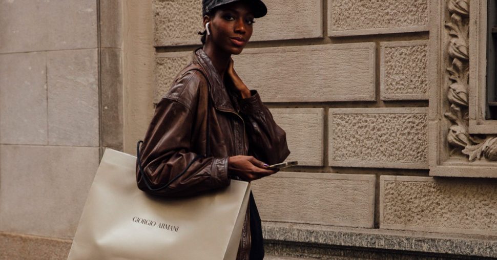 “Doom spending” : comment le stress nous pousse à dépenser sans cesse ?