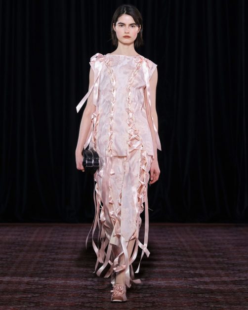 SR AW25