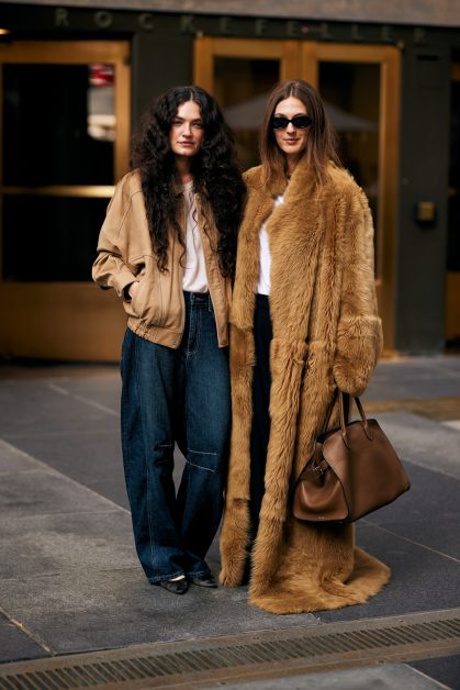 tendances mode 2025 barrel jean