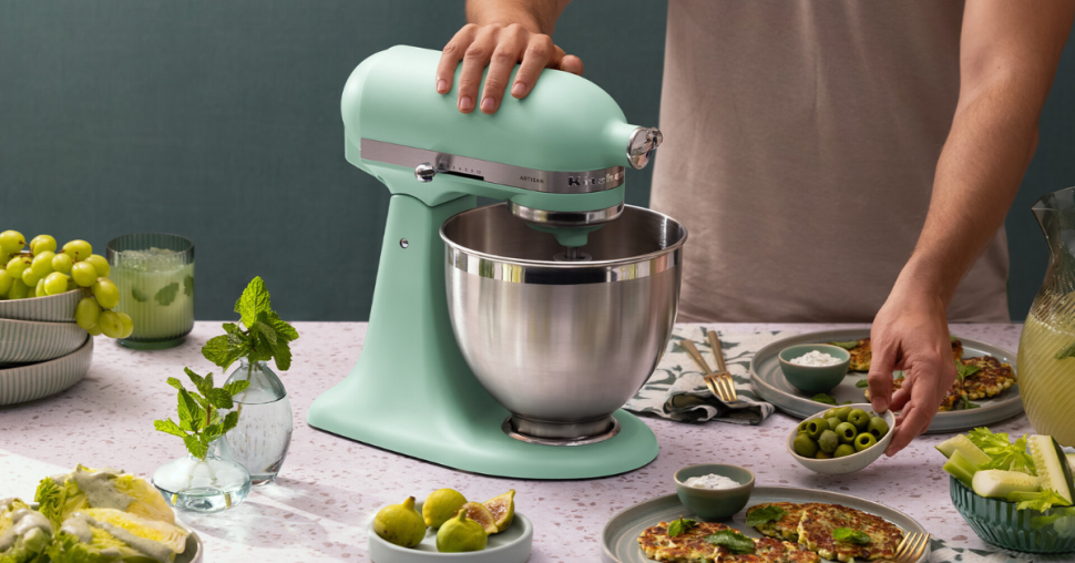 Oubliez le Cloud Dancer, voici la couleur tendance de 2026 pour votre cuisine