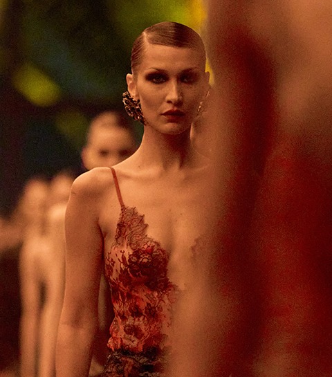 Paris Fashion Week: Saint Laurent et la discipline du désir