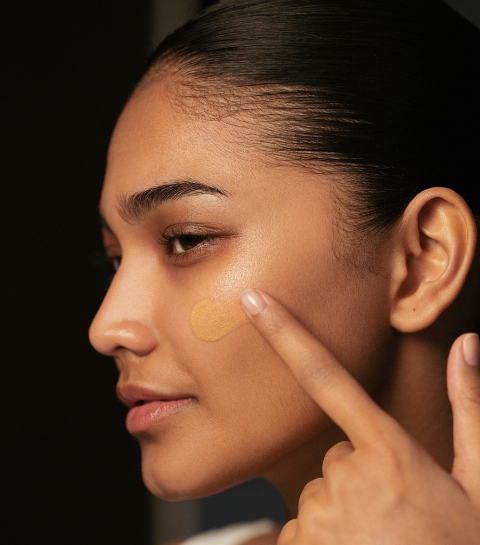 Le fond de teint culte d’Estée Lauder revient, plus désirable que jamais