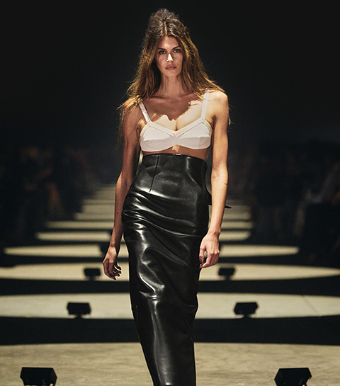New York Fashion Week : Khaite place le savoir-faire au cœur de chaque look