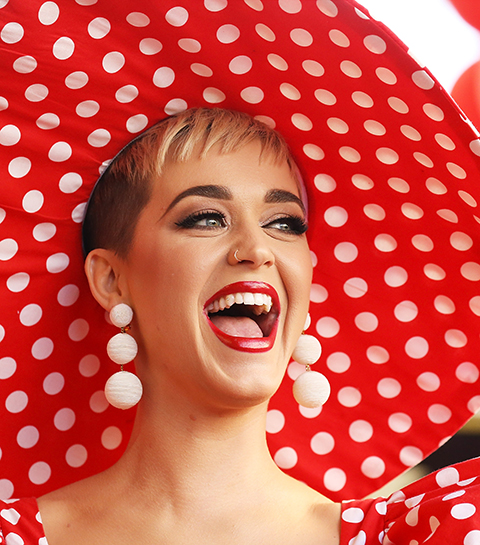 Birthday girl Katy Perry in 35 iconische looks
