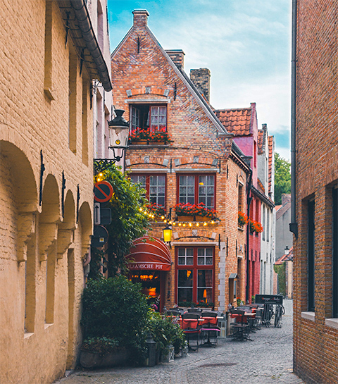 10 gezellige bars met de mooiste terrasjes van Brugge