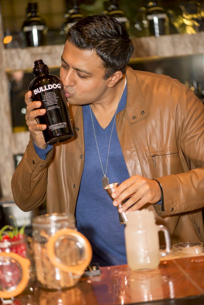 Bulldog Gin-Anshuman Vohra-foto IV