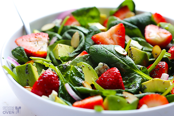 Strawberry-and-Avocado-Spinach-Salad-4