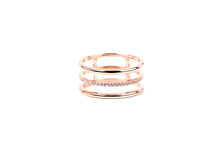 I.Ma.Gi.N. jewels, collection Summer 2015 collectie./. www.imaginjewels.com Photo : Geoffroy LIBERT - TOUS DROITS RESERVES - ALL RIGHTS RESERVED Tel : +32/477.47.61.25 - gl@produpress.be