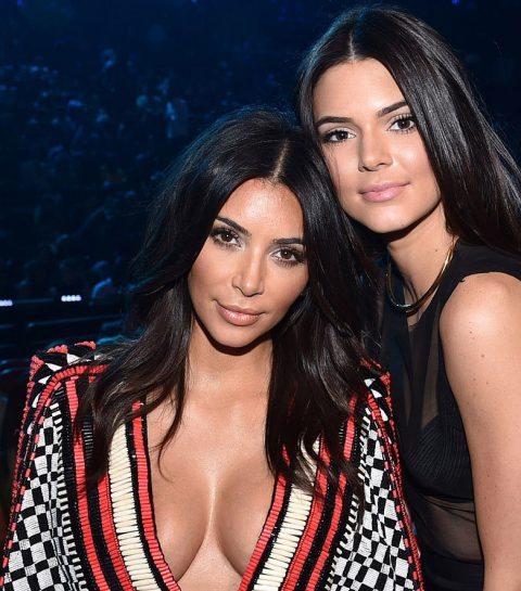 Oops: zo reageert Kim Kardashian op Kendalls zwangerschap