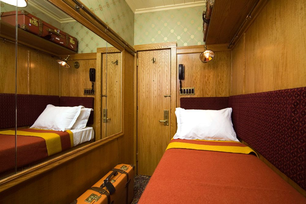 1-THE-JANE-HOTEL-NY-cabin-room