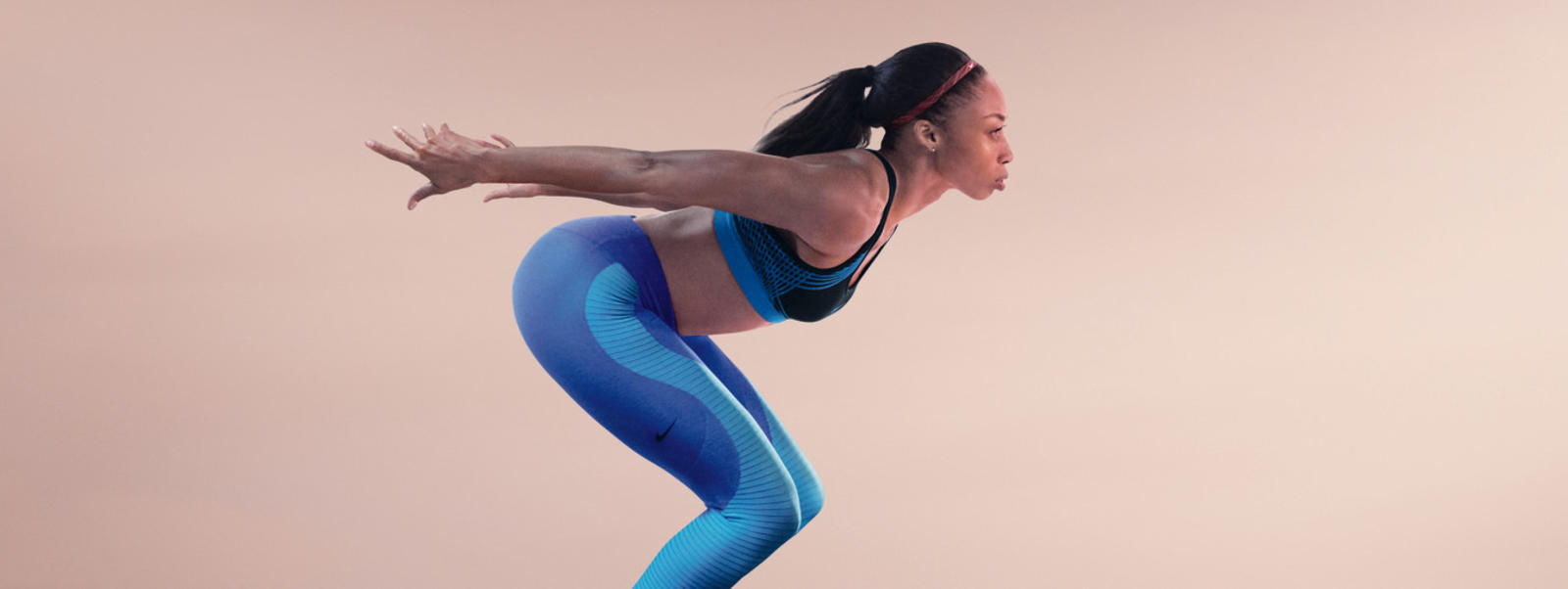 FA16_NWMN_Nike_Pro_Bra_Movement_Allyson_native_1600