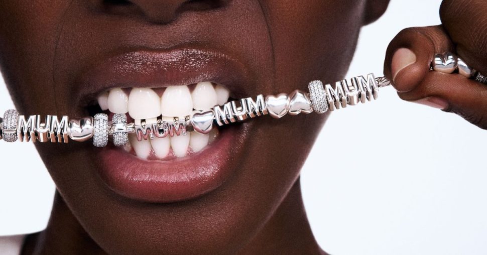 Pandora brengt met hun moederdagcollectie een ode aan modern moederschap