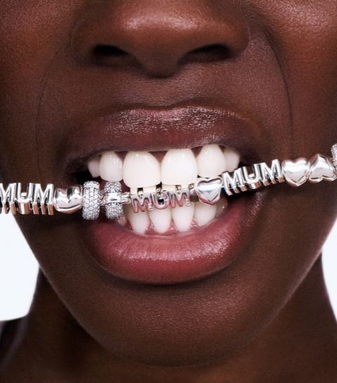 Pandora brengt met hun moederdagcollectie een ode aan modern moederschap