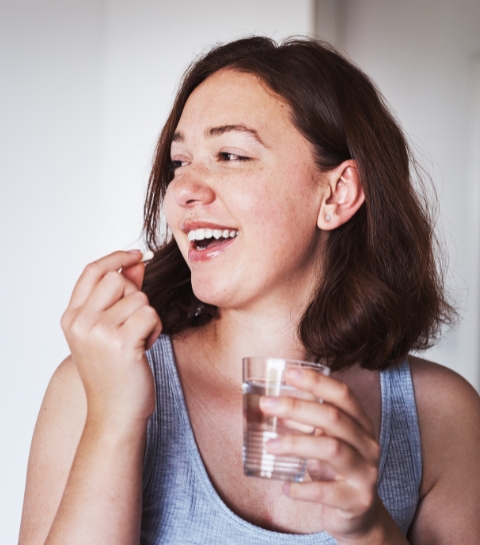 Van energie tot nachtrust: hoe de timing van je vitamines je dag bepaalt