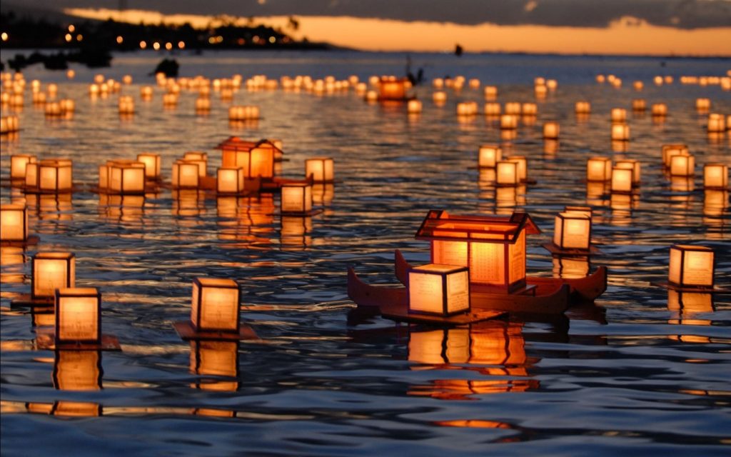 floating-lanterns-6310