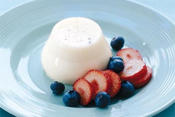 vanilla-bean-panna-cotta-10958_l