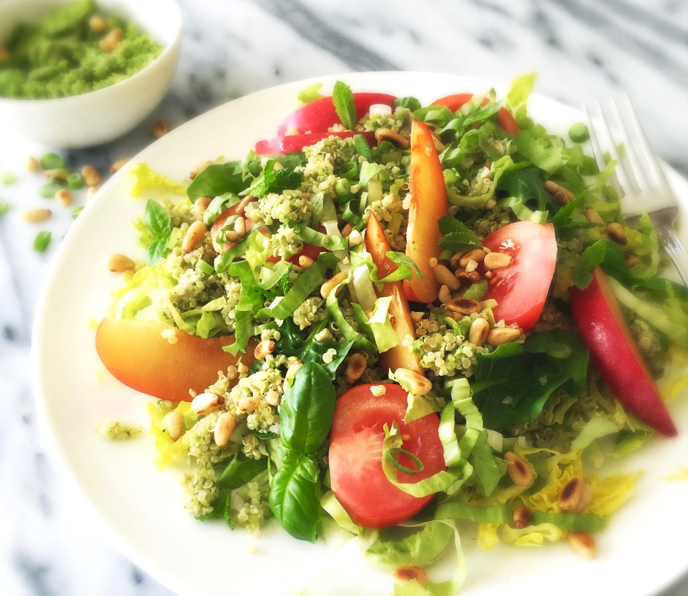 Zomerse Quinoasalade met Pesto