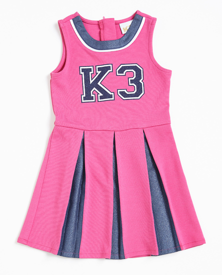 K3's populaire jurk nu ook in maten beschikbaar - ELLE.be