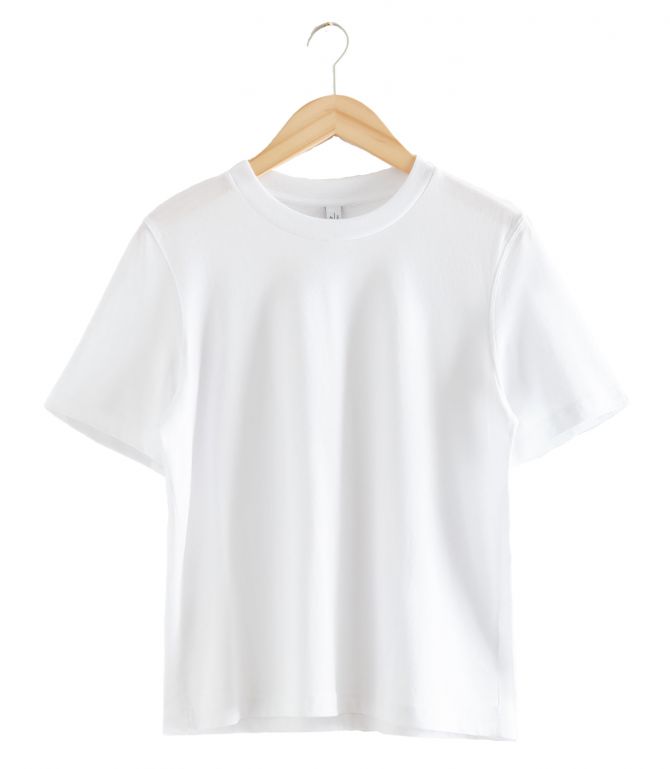capsule wardrobe wit t-shirt