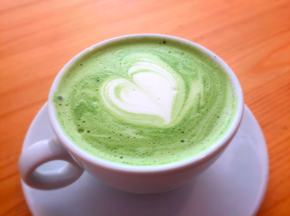 Alternatieven voor koffie matcha latte