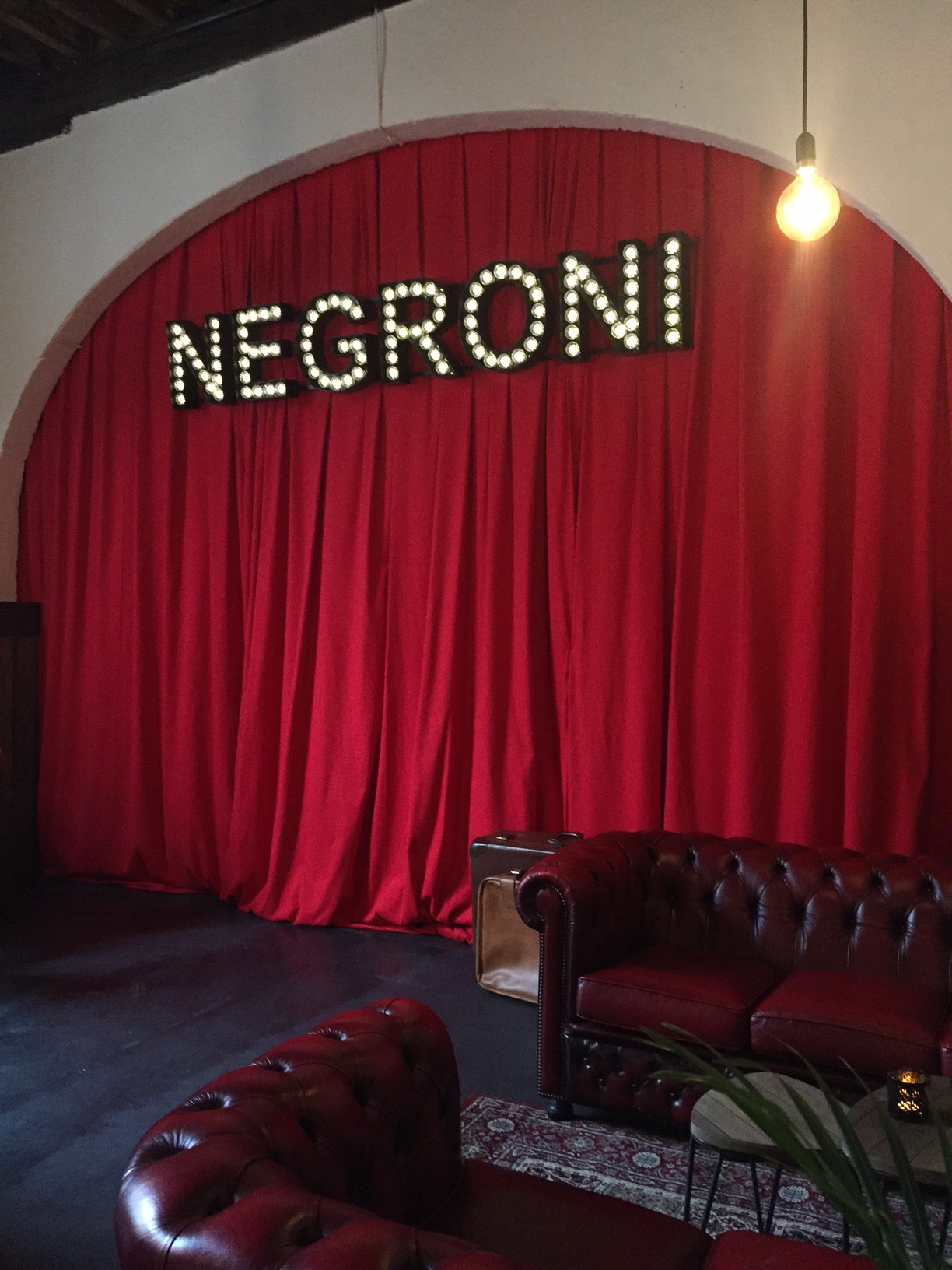 Piazza Gaspare, Gaspare, cocktailbar, Antwerpen, pop-up, Campari, Negroni, la piazza dell'aperitivo, pop-up cocktailbar Gaspare