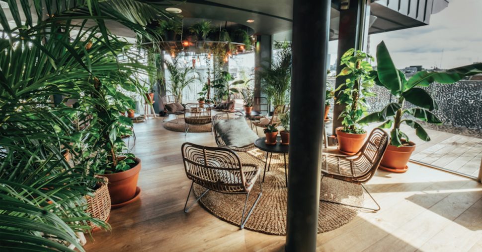 Dit zijn de beste rooftops en zomerbars van Brussel