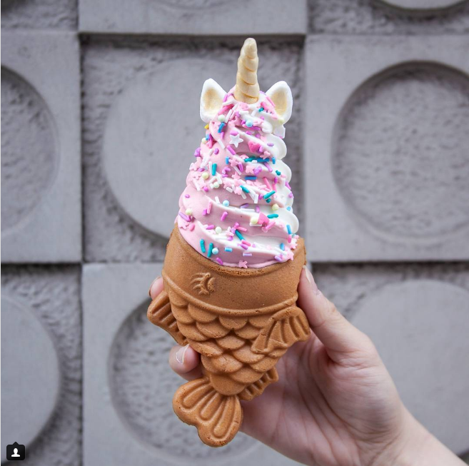 unicorn ice cream trend eenhoorn ijs ijsje taiyaki nyc